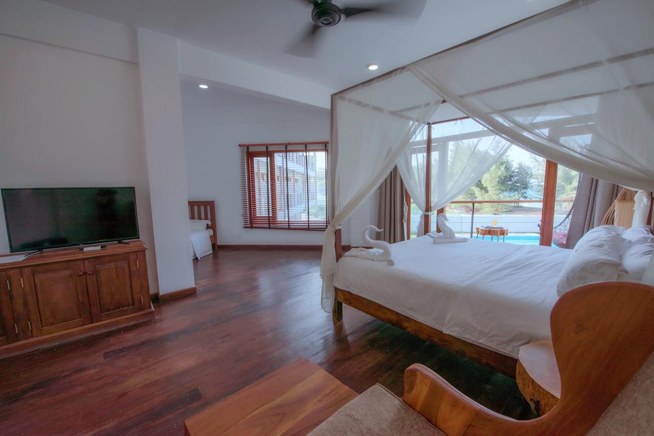 Cardamon Hotel Нилавели Екстериор снимка