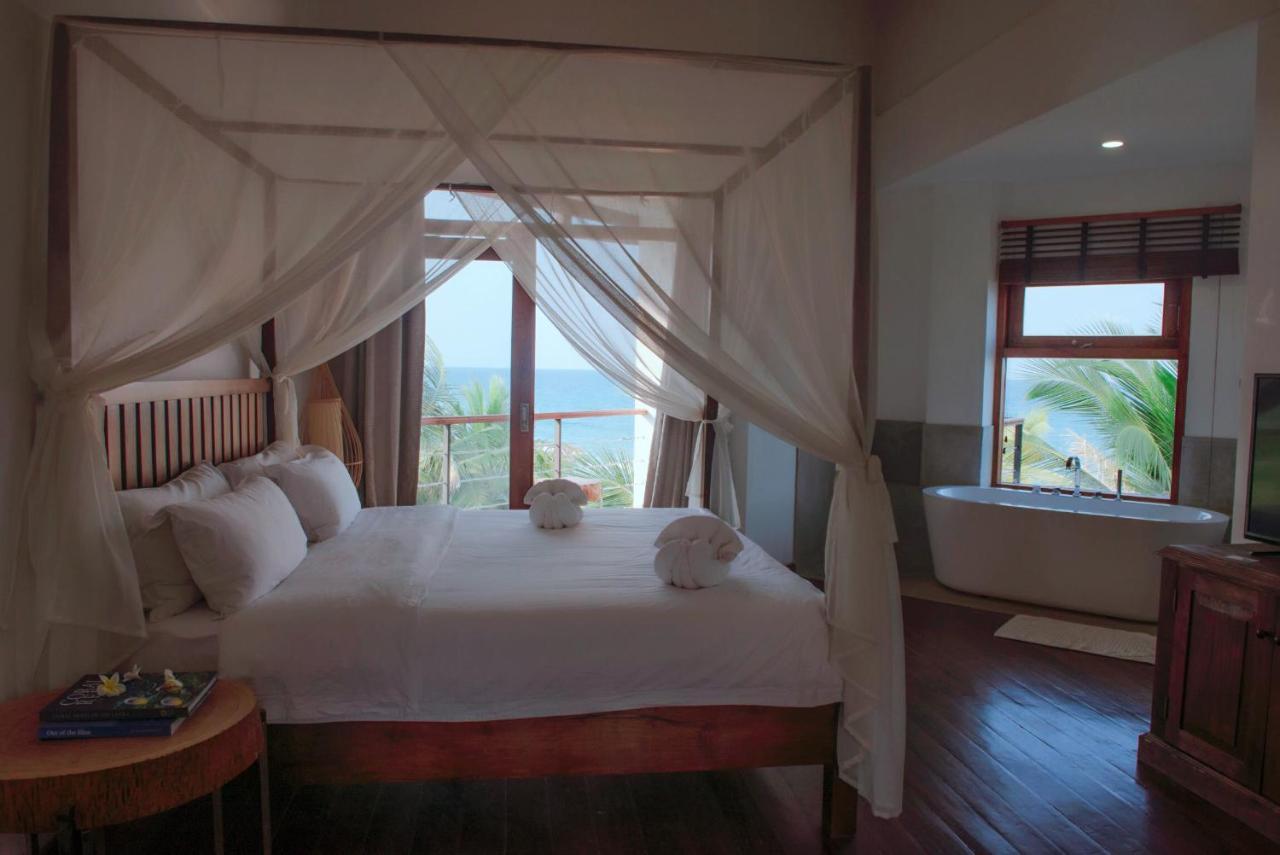 Cardamon Hotel Нилавели Екстериор снимка